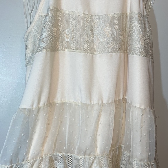 Hint of Mint Halter Tank - Picture 3 of 4